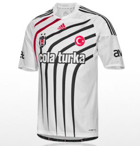 Beşiktaş 2009-10 Beyaz Forma